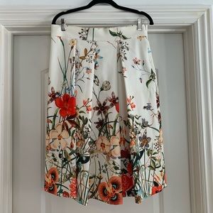 Zara Midi Skirt Sz. L